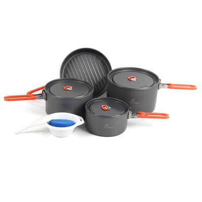 

Outdoor Camping 8Pcs Cookware Set Hiking Backpacking Picnic Cooking Pot Frypan Kettle Set with Foldable Handle for 2 - 3 People