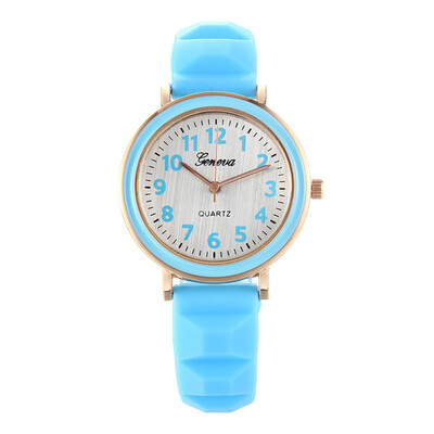 

Quartz Watch Women Silicone Strap Wrist Watch Casual Female Clock