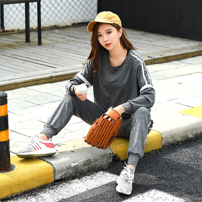 

Colorful 2019 new wild running fitness clothing suit fashion loose quick-drying female models yoga clothing two-piece black