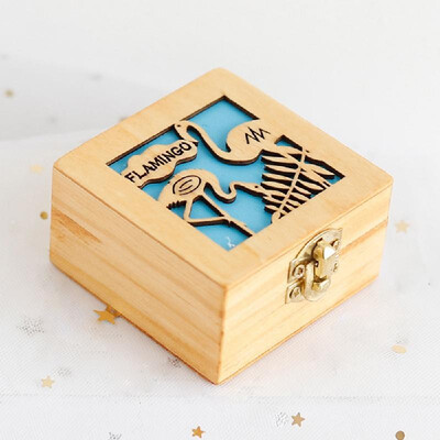 

Mechanism Carved Music Box Mini Carved Wooden Flamingo Music Box in Hand Musical Gift Pefect for Little Girls
