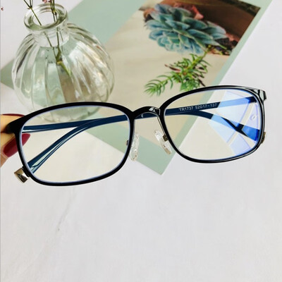 

New 2018 flat lens TR90 anti-blue ray radiation glasses men&women looking at mobile computer square wholesale goggles