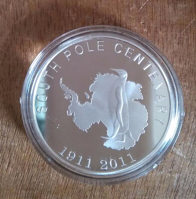 

40mm Silver Plated Roald amundsen Antarctican Souvenir coin