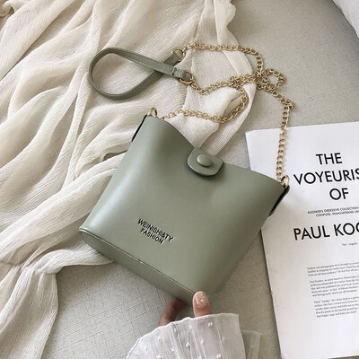 

Small bag female 2019 new wave Korean version of the senior sense of the ocean Messenger bag wild chain child bucket shoulder bag