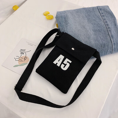 

Qiao Bani 2019 new South Korea ulzzang fashion A5 letter canvas small square bag shoulder diagonal female bag tide
