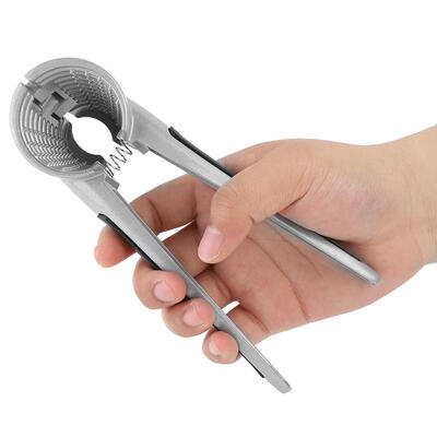 

Greensen Nut Cracker Handle Walnut Nutcracker Sheller Opener Clip Kitchen Tool Metal Opener Nut Cracker