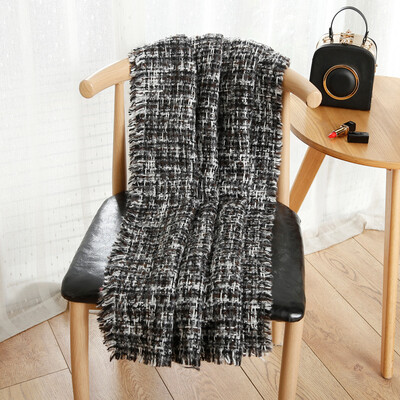 

Europe&the United States wind 2018 new trend network red plaid scarf female students winter Korean street thickening wild scarf