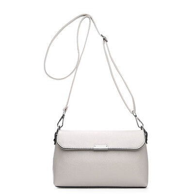 

Womens bag 2017 new bag female Korean version of soft leather sweet fashion single shoulder diagonal small square bag