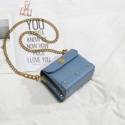 

Chic retro chain bag fashion leisure sanding womens bag new 2019 small square bag single shoulder bag oblique satchel bag