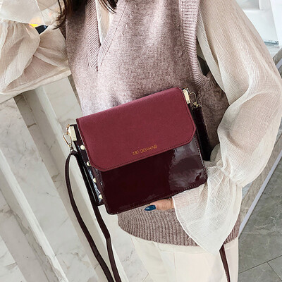 

Tailored Women Scrub Bag Wild Chain Rivet Shoulder Bag Messenger Bag