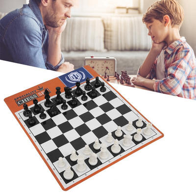 

Greensen Portable Plastic International Chess Board Set Chessboard for Party Activities