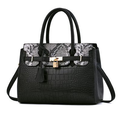 

2019 spring&summer new diagonal female bag Europe&America large-capacity handbag shoulder trend wild bag