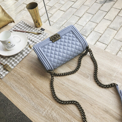 

2019 new womens bag small fragrance single shoulder diagonal package rhombic chain bag fashion leather cowhide female bag
