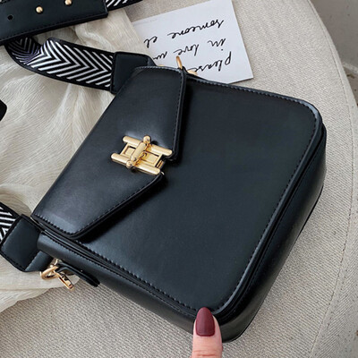 

North bag summer womens bag new 2019 Korean version of oblique bag fashion 100 lap shoulder bag wide shoulder belt small square b