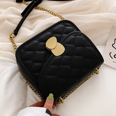 

On the new bag foreign gas 2019 popular new Korean version of wild slung small fresh fashion small square bag