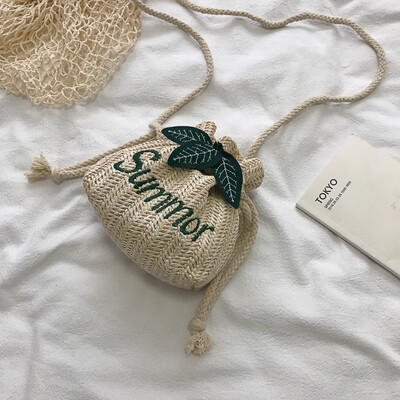 

2019 summer new fashion letter woven shoulder bucket bag female literary forest leaf leisure slung bag
