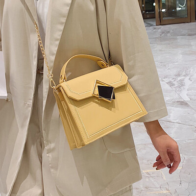 

Summer small bag wild handbag 2019 new fashion handbag small fresh ins super fire chain Messenger bag