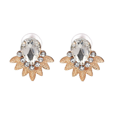 

2019 New Arrival Fashion Statement Jewelry Crystal Stud Earrings Women Latest Elegant Earrings Hot Sale Wholesale J50056
