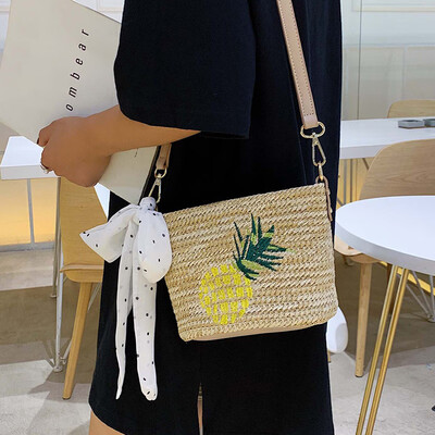 

Female bag 2019 new holiday silk scarf straw bag wild gas bucket bag summer small fresh ins messenger bag