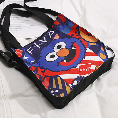 

Messenger bag bag women 2019 summer new whimsy fashion shopping bag graffiti cute cartoon canvas bag