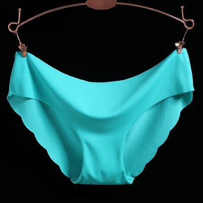 

Women Underwear Sexy Lingerie Low-Rise Briefs Ice Silk Seamless Wavy Edge Breathable Panties Solid Color Plus Size Briefs New
