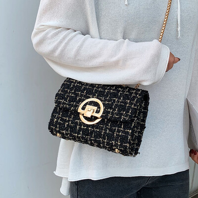 

Autumn new small bag female 2019 new wave Korean version of the wild Messenger bag chain bag fashion wool small square bag