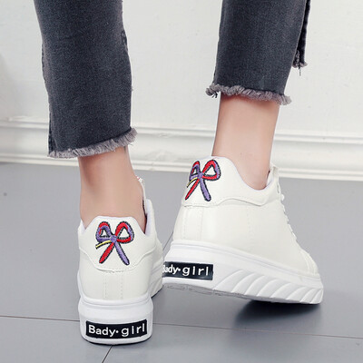 

Simple White Shoes Female StudentsThick Bottom Shoes in Autumn