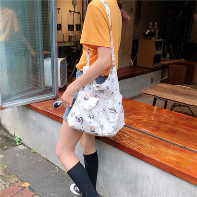 

Tailored Women Fashion Portable Sen Bag Casual Simple Student Shoulder Messenger Bag