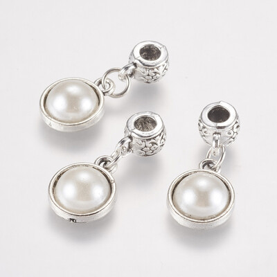 

Tibetan Style Alloy European Dangle Beads with Acrylic Pearl Large Hole Pendants Flat Round White Antique Silver 27mm