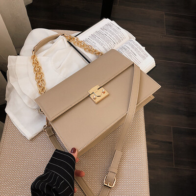 

Qiao Bani 2019 new European&American style fashion street shoot C chain K flip cover bills shoulder diagonal cross trend handbags