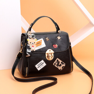 

Womens bag 2019 new womens bag small square bag Korean version of the cool fashion womens bag shoulder Messenger bag cross-border