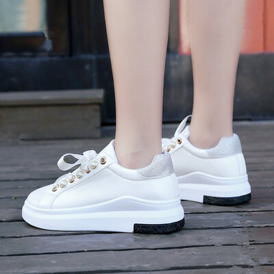 

Lace flat shoes casual sports womens shoes thick inside high white shoes autumn students Korean version