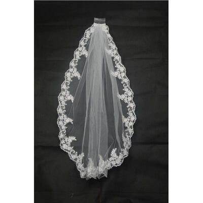 

New WhiteIvory Handmade Bridal Wedding Veil With Comb Lace Applique Edge