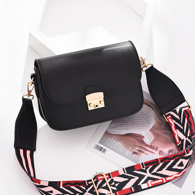 

On the new small bag female fashion bean bag Korean version of broadband mini minimalist girl messenger bag shoulder