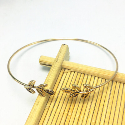 

New Ethnic Girls Bracelet Delicate Leaf Open Bangle Bracelet Arm Cuff Jewelry 1x