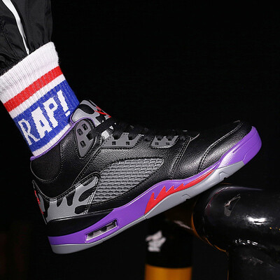 

Basketball shoes wild tide mens sports&leisure high shoes Korean version of the wild shoes