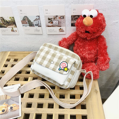 

Canvas Baggage Girls One Shoulder Slant Baggage College Student Uzzang Korean Version Ancient Sense Girls Ins Lattice