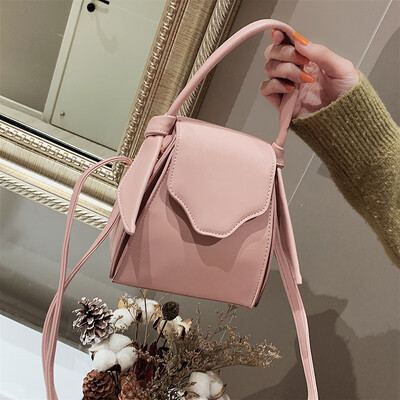 

Qiao Bani 2019 new Korean ins fashion simple solid color geometric bag portable wild shoulder diagonal female bag