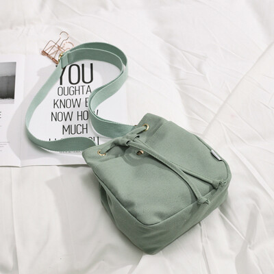 

New small bag female 2019 new wave Korean version of the wild canvas shoulder bucket bag simple Harajuku wind Messenger bag