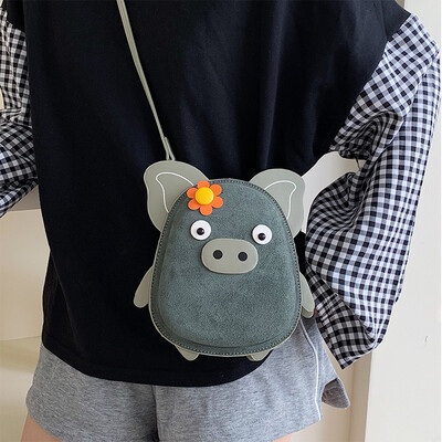 

Small bag 2019 new Korean version cute cute girl shoulder Messenger bag shaking sound with the same paragraph ins super fire pig bag