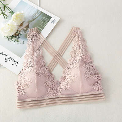 

Lace No Steel Ring Large V-neck Triangle Cup Bra