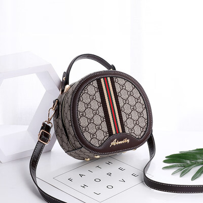 

Summer New Womens Bag Chao Korean Edition Fashion Baitao Ladies Handbag Shoulder Bag Slant Bag