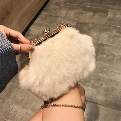 

Qiao Bani 2018 new Korea Dongdaemun fashion trend true rabbit hair clip chain bag shoulder diagonal female bag
