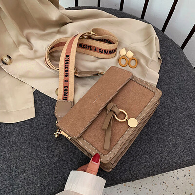 

Advanced foreign gas bag chic broadband sanding bag new 2019 retro small square bag single shoulder oblique satchel bag