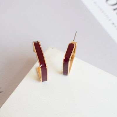 

In 2019 the new brand design opening C-series earrings generous minimalist temperament wild Korean earrings for women
