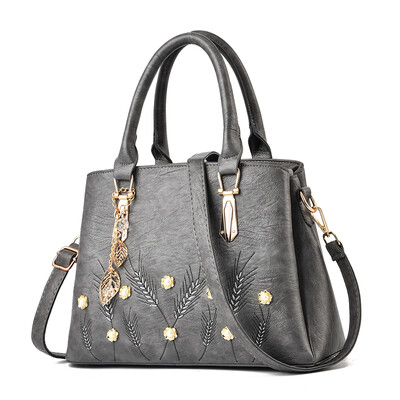 

Baobao Female Flower Fashion Mother Baoxia Large Capacity Fashion Single Shoulder Bag Atmospheric Handbag Baitao Slant Bag
