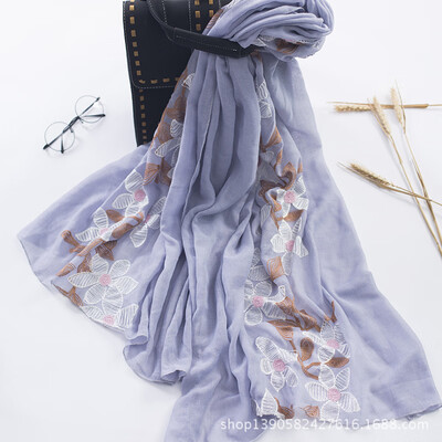

2018 new autumn&winter ladies use lily national embroidery embroidery cotton&linen scarf shawl travel wholesale direct sales