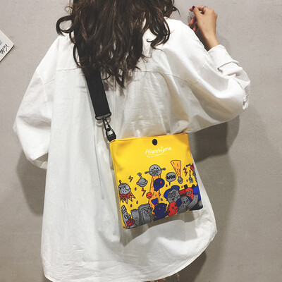 

Ins super fire Harajuku girl bag 2019 new casual wild cartoon bag Korean version of the broadband shoulder Messenger bag