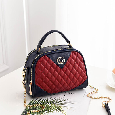 

New small bag female bag 2019 new wild portable fashion ladies shoulder Messenger bag Korean version of the tide