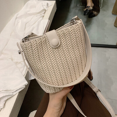 

Bucket bag 2019 net red female summer shoulder portable messenger bag Korean version of Joker temperament tide