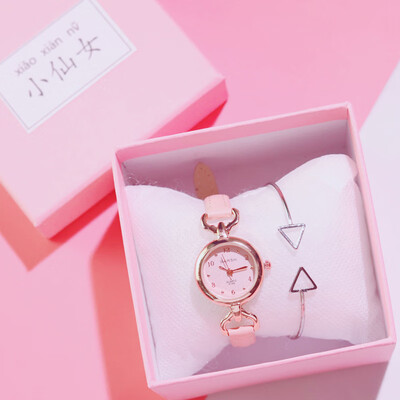 

Small dial watches girls Korean version of simple tape compact hands fine temperament delicate waterproof girls high school stu